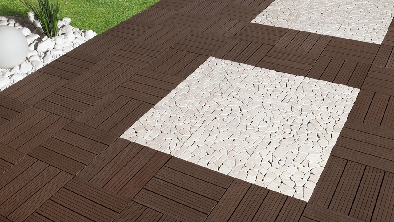 WPC-Fliese Dunkelbraun 30x30cm