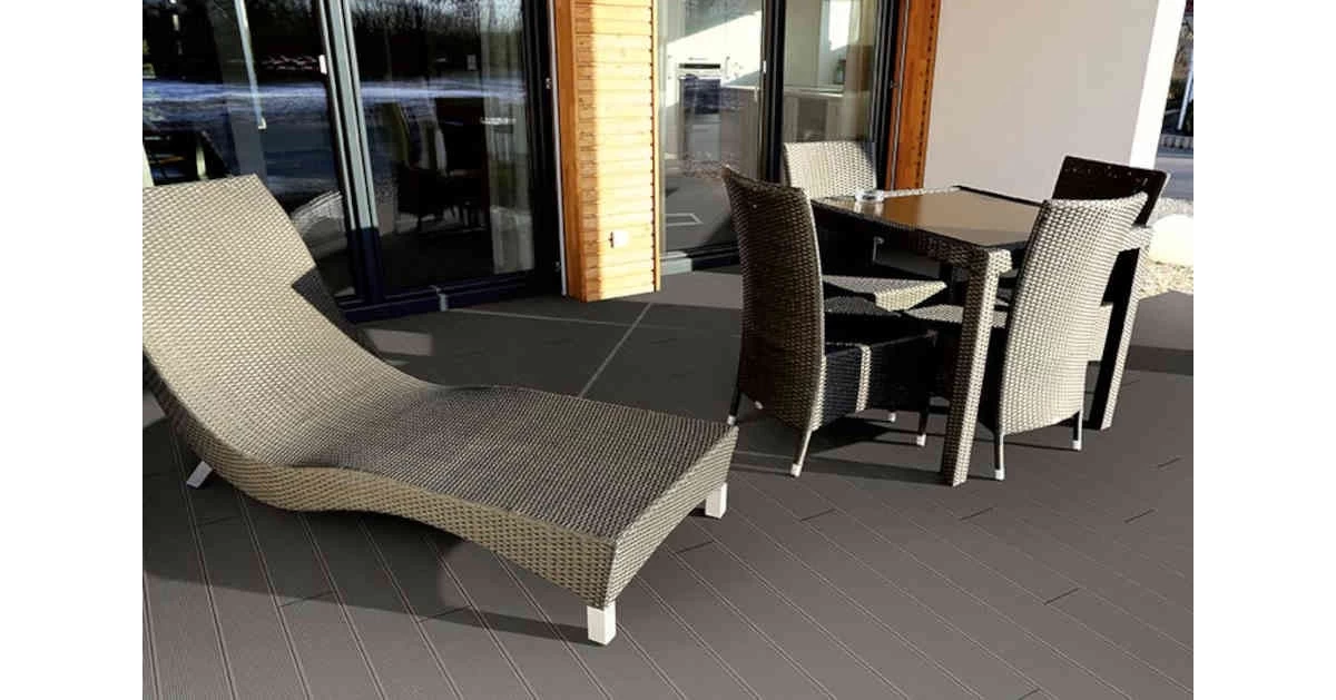 WPC Terrassendiele 23 X 146mm In 390cm Lang Hohlkammer Silver Cedar